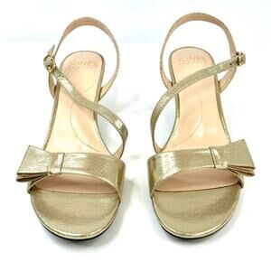 Jones New York Women's Kellery Kitten Heel Dress Sandals Gold Size 9.5M NWT/BOX